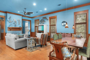 30A Graytn Greatful by AvantStay Charming HomeCottage Walk to Western Lake